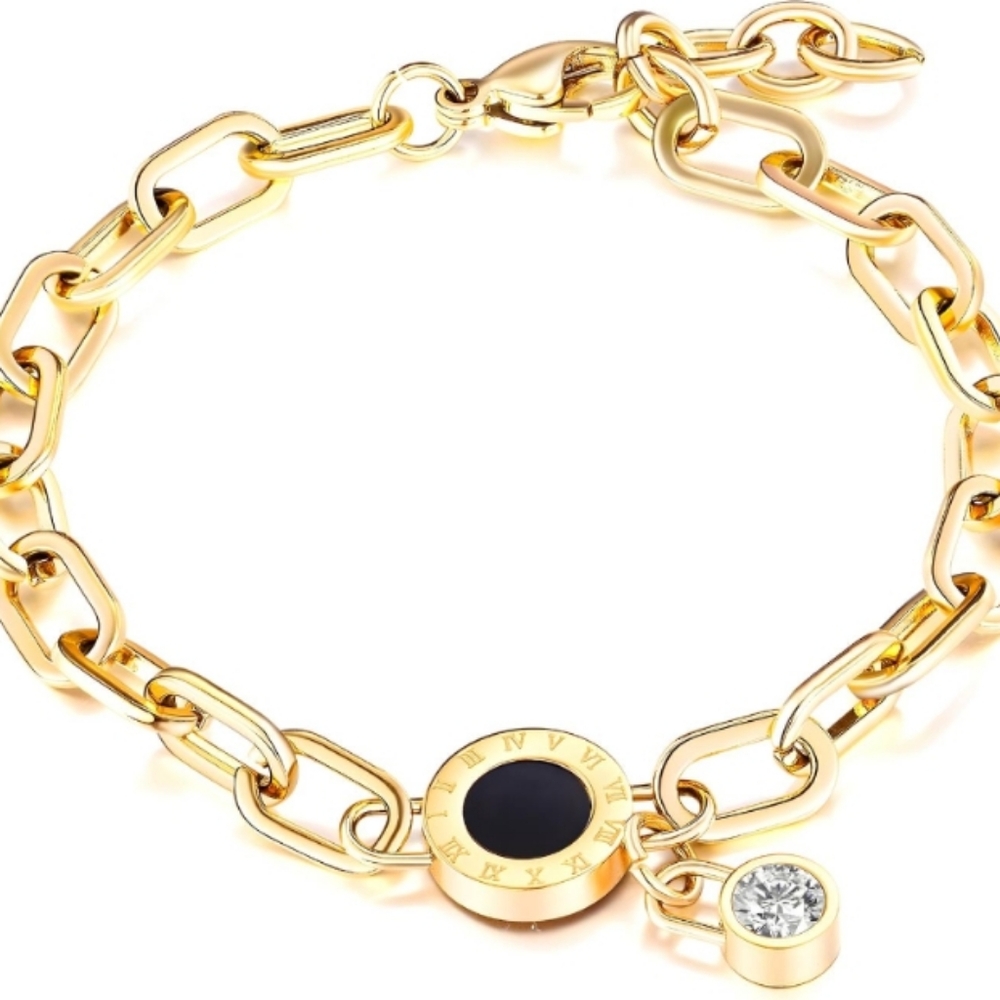 Elegant Gold Bracelet with Black Accent. 18K Plated Stainless Steel.